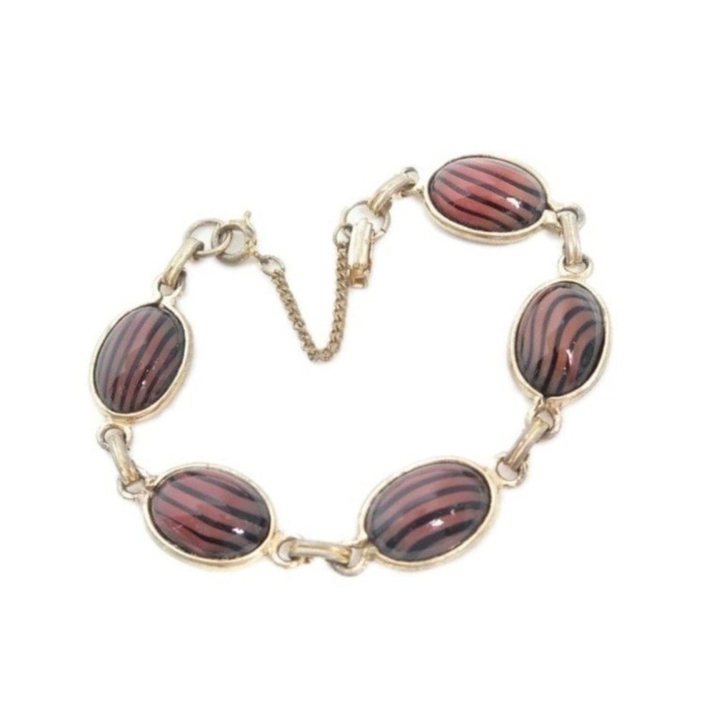 VINTAGE STRIPED BLACK RED ART GLASS BEZEL SET CAB LINKED GOLD BRACELET